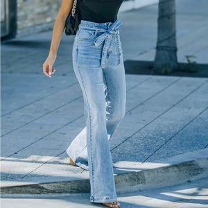 Nwt Vici high rise jeans